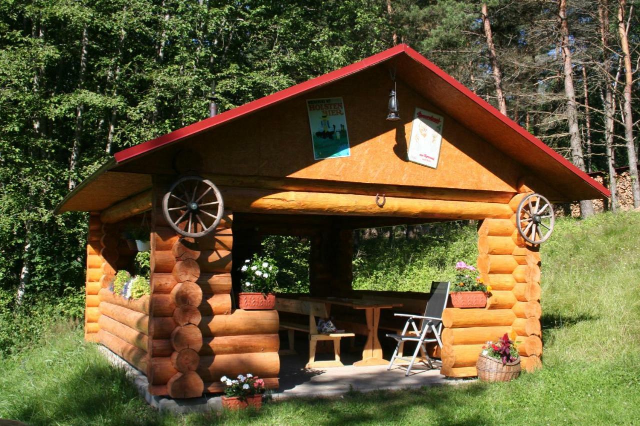 Nature Retreat "Upes Dizvietas" Krāslava Eksteriør billede